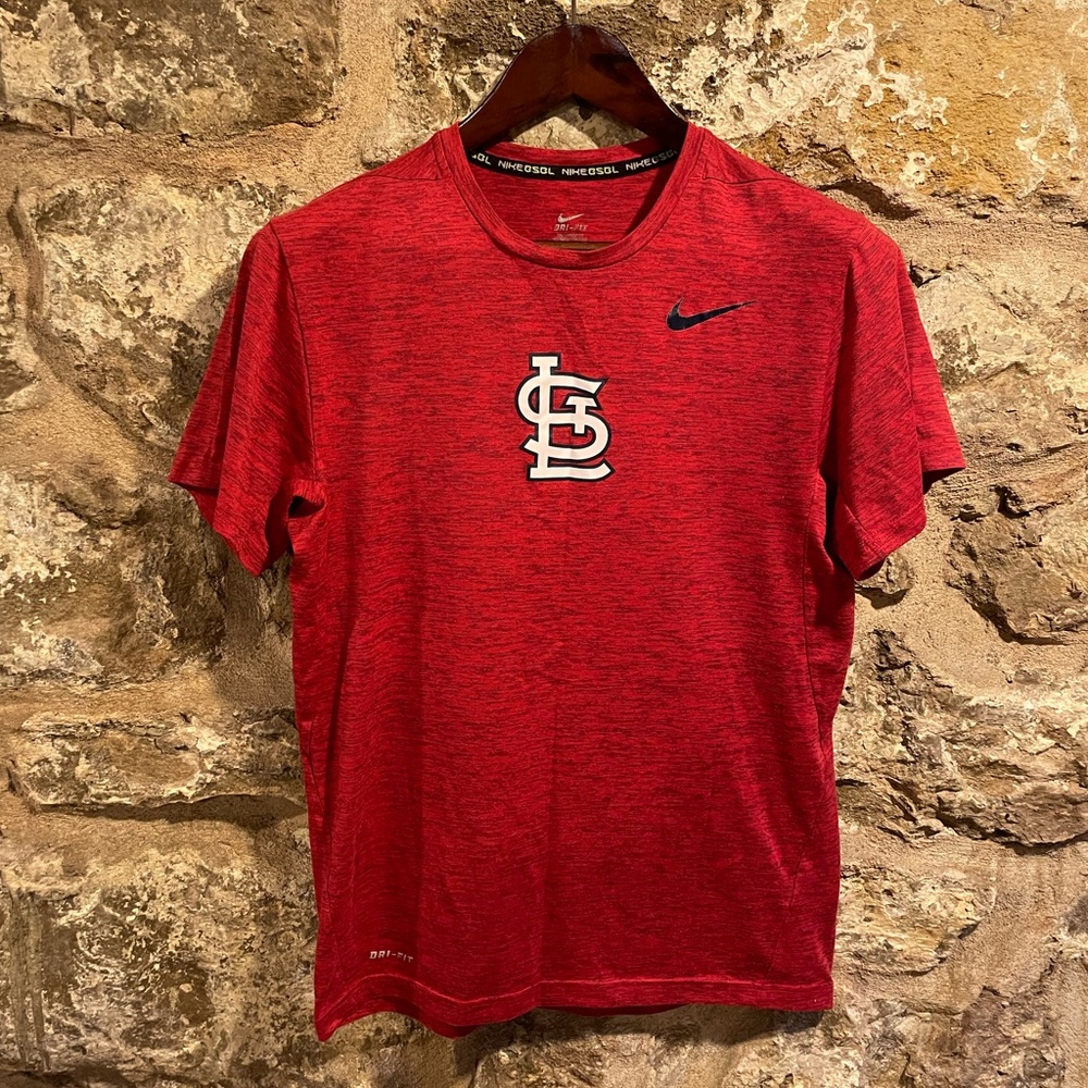 STL cardinals tee shirt size small